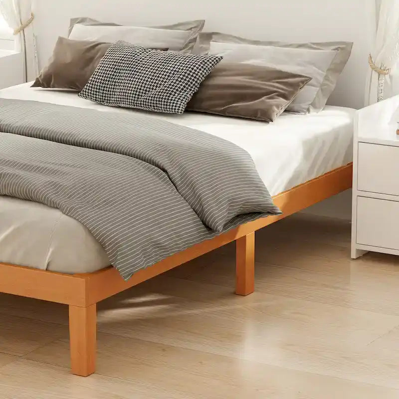 Lit plateforme en bois massif grand format avec rangement sous le lit