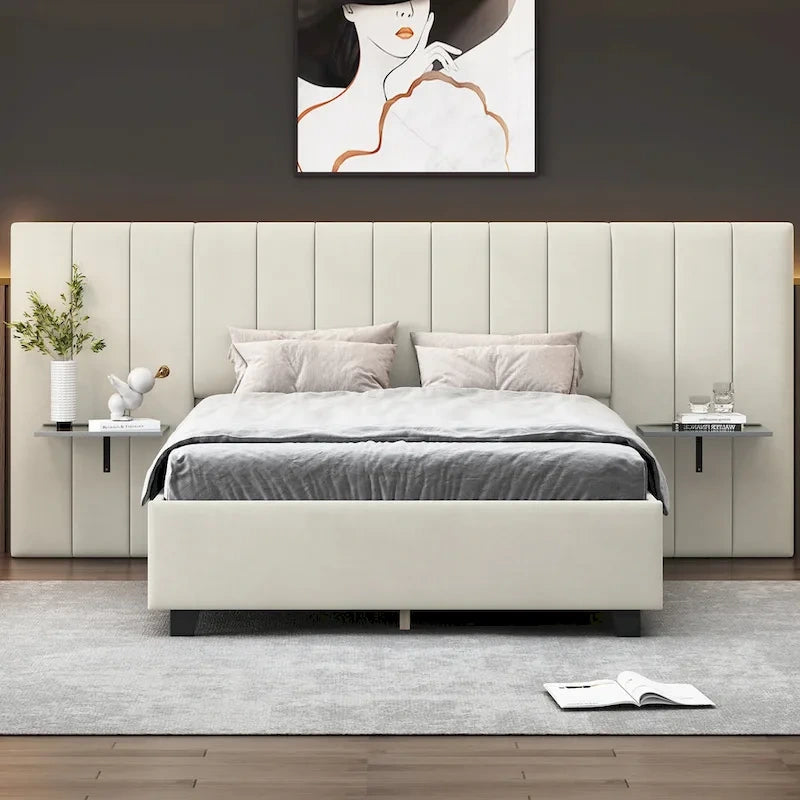 Lit plateforme tapissé double/grand format avec tête de lit et étagères latérales, velours, beige/gris/rose