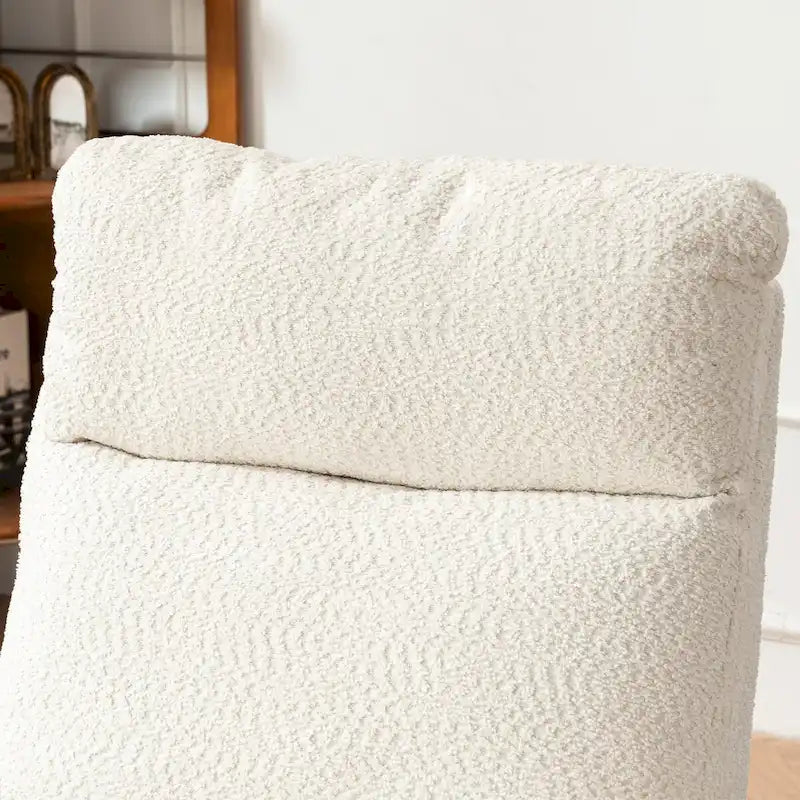 Fauteuil à bascule rembourré avec repose-pieds et dossier haut
