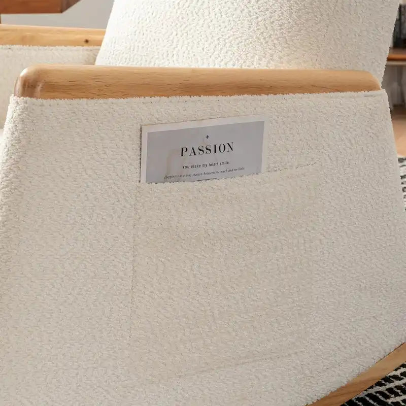 Fauteuil à bascule rembourré avec repose-pieds et dossier haut